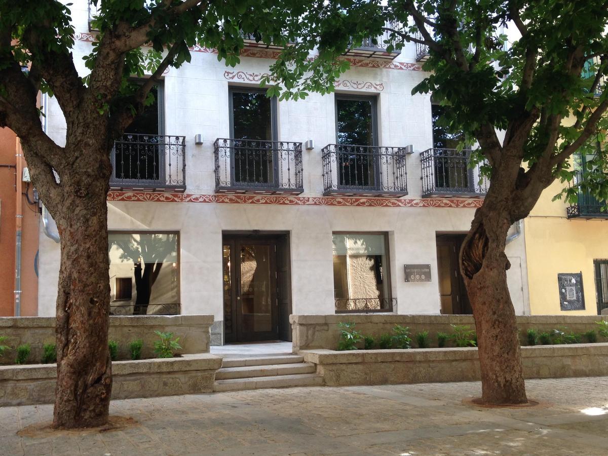 San Lorenzo Suites San Lorenzo de El Escorial ภายนอก รูปภาพ