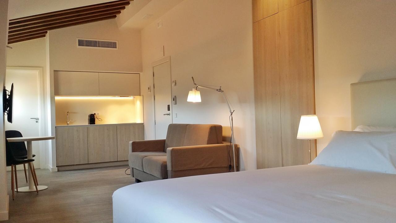 San Lorenzo Suites San Lorenzo de El Escorial ภายนอก รูปภาพ