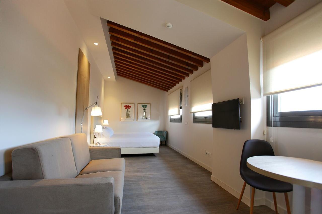 San Lorenzo Suites San Lorenzo de El Escorial ภายนอก รูปภาพ